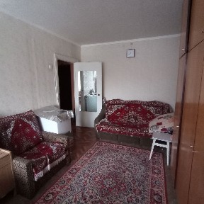 Гостінка 30м. кв в центрі ВІЛЬНА