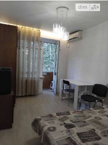 Продаж 2к квартири 44 кв. м на вул. Богдана Хмельницького • ID 34889966
