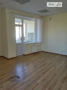 Продаж офісного приміщення 165 кв. м. на 4 поверсі на вул. Спаська, шестиповерхова будівля • ID 34884128