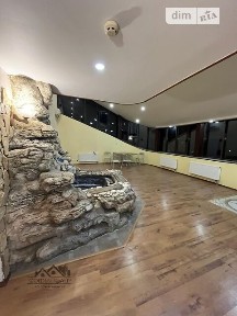 Продаж офісного приміщення 238 кв. м. на 6 поверсі на вул. Спаська, шестиповерхова будівля • ID 34884125