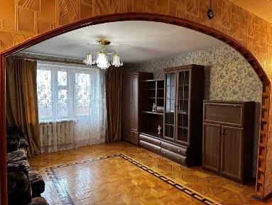 4 - кімнатна квартира 78 кв. м Митниця / цегляний будинок - 500 м до Дніпра