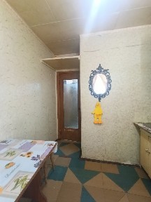 Продам 1 комнатную АЕО, кирпичный дом