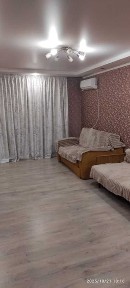 Сдается двухкомнатная квартира в районе ЖД Вокзала.
