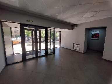 Оренда офісу 1000 м², Кирилівська вул.