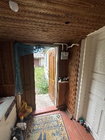 Продам будинок в м. Почаїв! 10 соток землі, гараж, сад та всі комунікації !