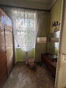 Продаж 2 кім. квартири по вул Куліша ( Австрійський будинок)