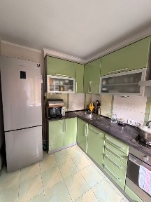 Продаж 3-кімнатної квартири по вул. Наукова