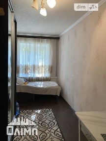 Продаж кімнати 18 кв. м на вул. Пирогова 73 • ID 34890364