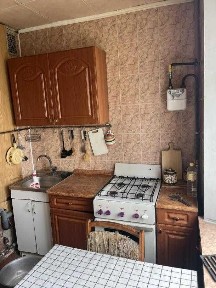 У продажу 2-кімн. затишна квартира у чудовому місці Салтівського району.