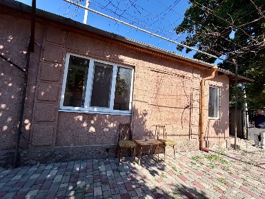ДОБРОТНИЙ БУДИНОК у самому центрі селища Котовського на Марсельській 99 000 $ - АМ