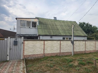 Продам будинок у Солоницівці з якісним ремонтом, 194 м², 15 соток