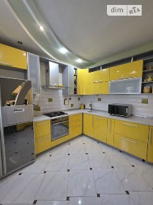 Продаж 2 поверхового будинку з ділянкою на 9.5 сотки, 151 кв. м, 3 кімнати, на вул. Таращанська • ID 34890251