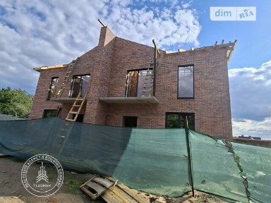 Продаж 2 поверхового дуплекса з ділянкою на 4 сотки, 95 кв. м, 2 кімнати, на вул. Українська • ID 34890062