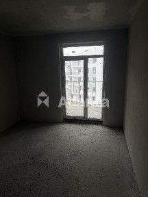 Простора квартира у зеленій частині Львова