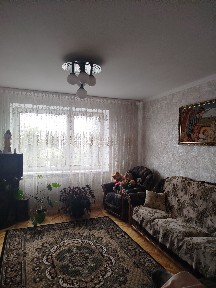 Продаж 2х кімнатної квартири з ремонтом на ТРЕТЬОМУ поверсі в новішому будинку!
