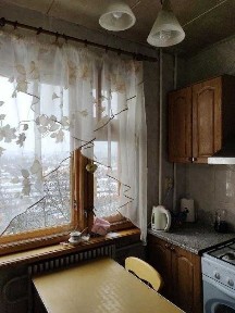 Продам 2-кімнатну квартиру на Індустріальному районі.