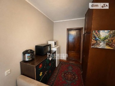 Продаж кімнати 12.4 кв. м на вул. Космонавтів 11 • ID 34891956