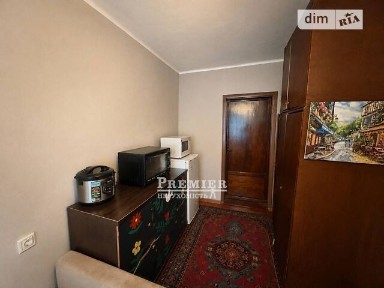 Продаж кімнати 12.4 кв. м на вул. Космонавтів 11 • ID 34891956