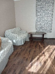 вул. Мала Житомирська, 18, дворівнева квартира, Власник