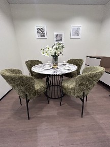 3-на квартира район Центрального парку