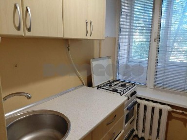 Продаж 1к к-ри Любомира Гузара 19