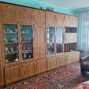 Здається трикімнатна квартира