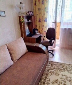 Продам 2 комнатную квартиру, ж/м Красный Камень/Покровский/Парус