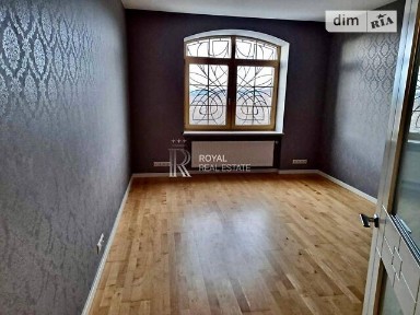 Продаж 2 поверхового будинку з ділянкою на 35 соток, 520 кв. м, 5 кімнат, на вул. Соборна • ID 34894919