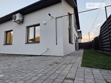 Продаж 2 поверхового будинку з ділянкою на 2 сотки, 100 кв. м, 4 кімнати, на Центральная • ID 34894239