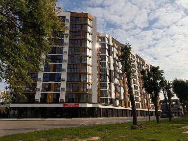 Продаж видової дворівневої квартири по пр. Відродження