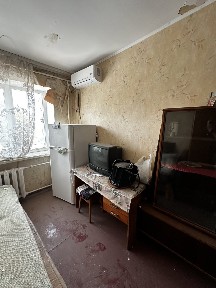 Коммуна на пятом этаже под ремонт на Ваш вкус