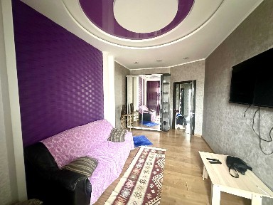 Продаж 1-кімн. квартири 42 м² з ремонтом та меблями - 5 Перлина.