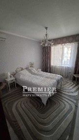 3-кімнатна квартира. Меблі. техніка нові. Сучасний ремонт Кримська