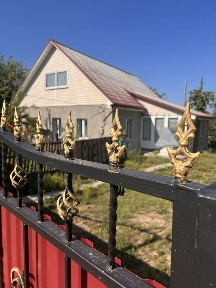 Продаж гарного цегляного будинку