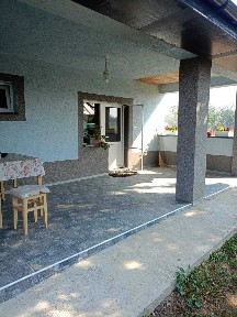 Оренда житлового будинку в Ужгородському районі