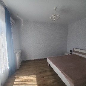 Сдам 2 дома Вузовский 2 к + кухня студия+ 1 к + кухня студия, газ котёл! Можно с животными!