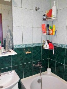 Продам 2 к кв метро Холодна гора