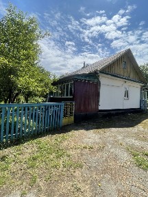 Добротний будинок (! )