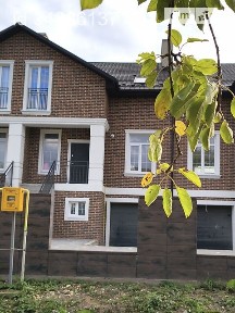 Продаж 2 поверхового таунхауса з ділянкою на 3.28 сотки, 89.2 кв. м, 3 кімнати, на вул. Максима Рильського • ID 34886137
