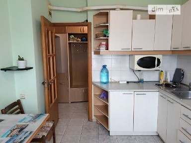 Здам в оренду кімнату на вул. Микільсько-Слобідська 6/2 довгостроково • ID 34883081