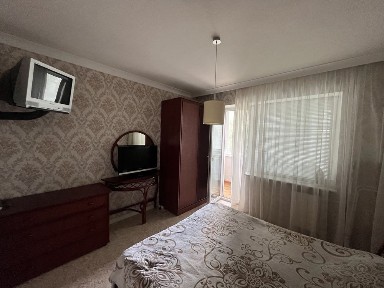 Продаж 3х кімнатной квартири