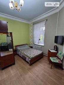Продаж кімнати 125.3 кв. м на вул. Кутузакія Олександра • ID 34896088