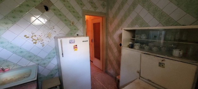 Продам 2 кiмнатну квартиру сел. Жуковского