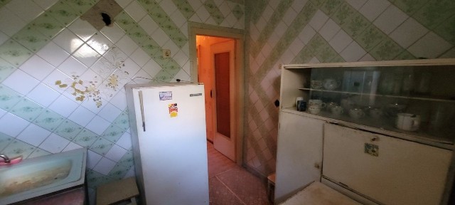 Продам 2 кiмнатну квартиру сел. Жуковского
