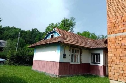 Продається будинок в Карпатах