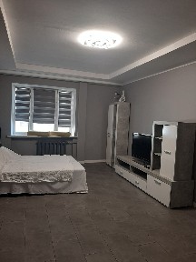 Оренда 2-кімнатної квартири 74 м², Ревуцького вул., 5