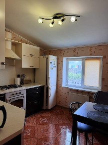 Оренда 3-кімнатної квартири 67 м², Незалежності бул., 14/1