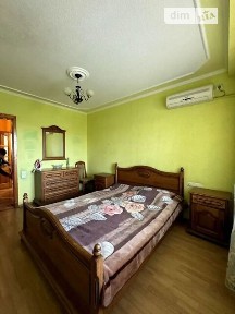 Довготривала оренда 3к квартири на вул. Набережна Перемоги • ID 34895600