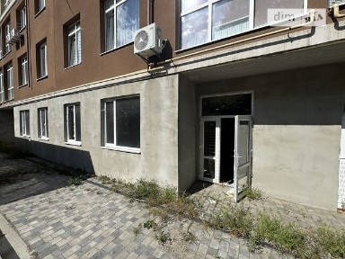 Продаж офісного приміщення 158 кв. м. на 1 поверсі на вул. Миколи Сингаївського 10, семиповерхова будівля • ID 34899031