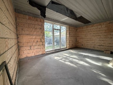 Продаж окремо стоячого будинку 140 м2 з власною ділянкою в Ірпені
